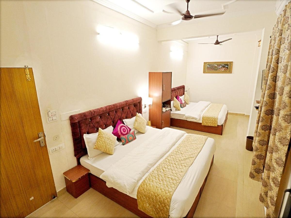 The Neeraj Palace Rishīkesh 외부 사진